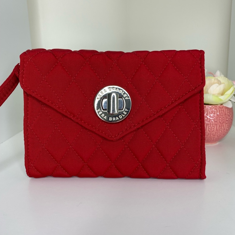 Vera Bradley Your Turn Smartphone Wristlet in Tango Red